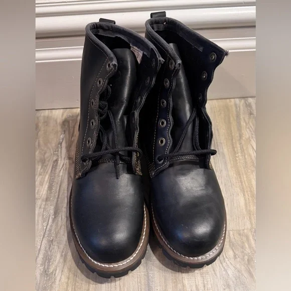 Skechers Vintage Laramie Boots 🥾 - Picture 5 of 16